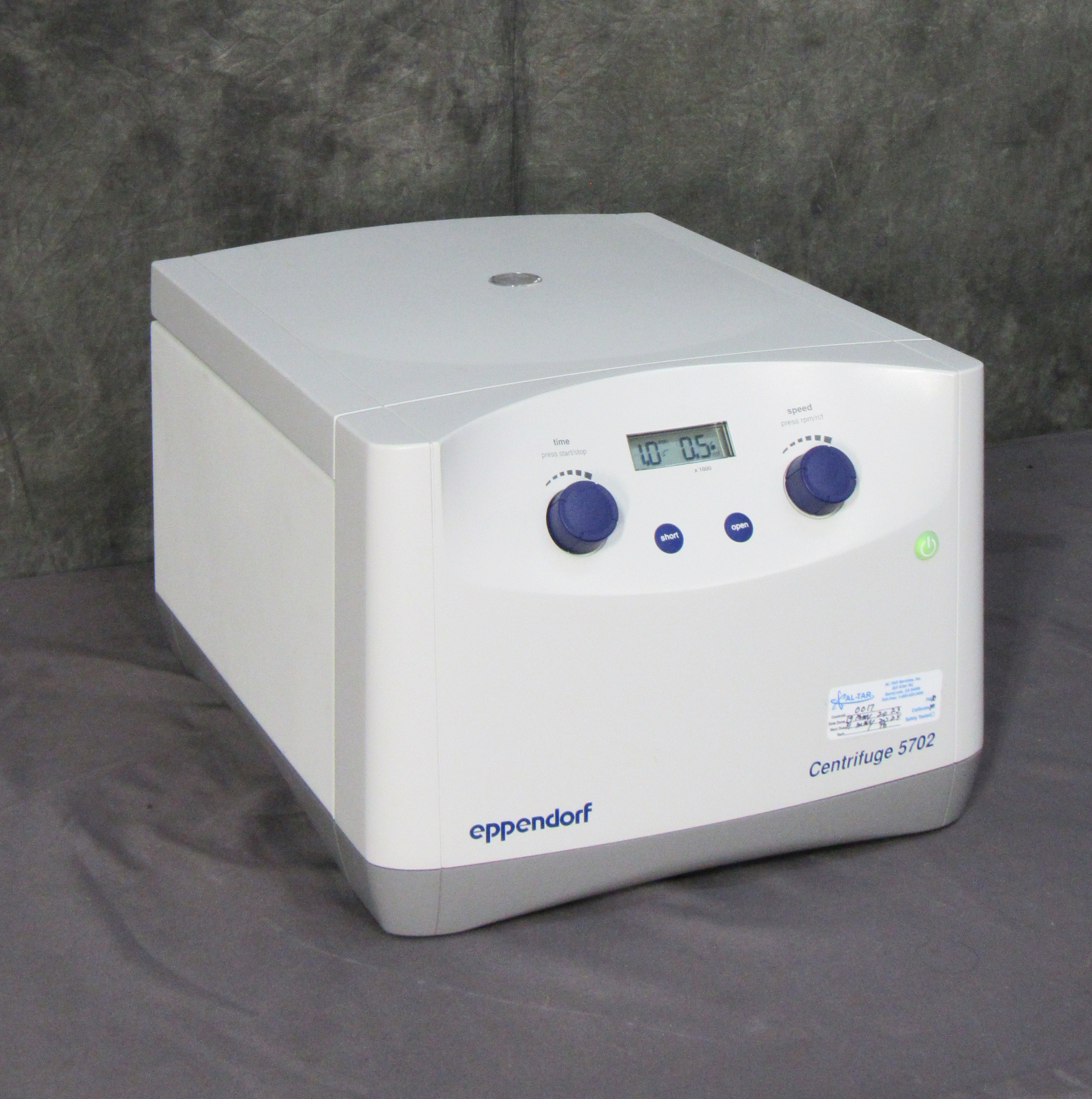 Eppendorf 5702 Centrifuge with A-4-38 Rotor and Swing Buckets & Inserts WARRANTY #41776